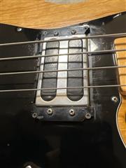 VINTAGE PEAVEY T40 4 STRING ELECTRIC BASS GUTAR (LATE 70S EARLY 80S?) WITH CASE